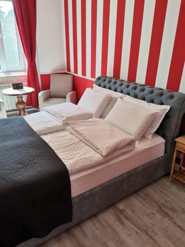 Kavaler inn hotel in Kuty