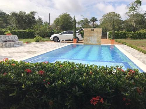 Hermosa Casa de campo grande con aire acon,wifi,piscina,billar !villa ensueño !