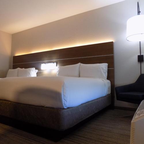 Holiday Inn Express Hotel & Suites Mission-McAllen Area, an IHG Hotel