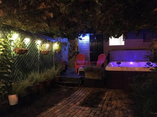 Love-nest With Private Hot Tub 5