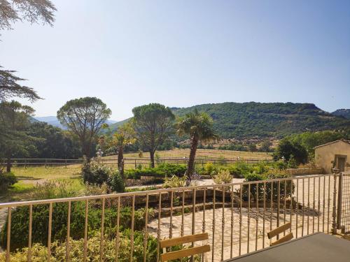 Apkārtne, Le Cèdre de Prades 4 étoiles Logement entier Parc Naturel Haut Languedoc - Salagou (Le Cedre de Prades 4 etoiles Logement entier Parc Naturel Haut Languedoc - Salagou) in Dio-et-Valquieres