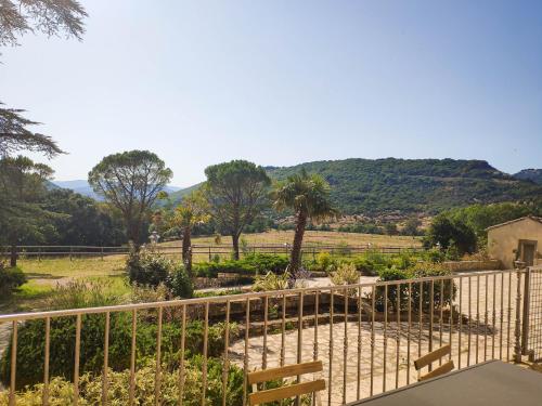 Le Cèdre de Prades 4 étoiles Logement entier Parc Naturel Haut Languedoc - Salagou