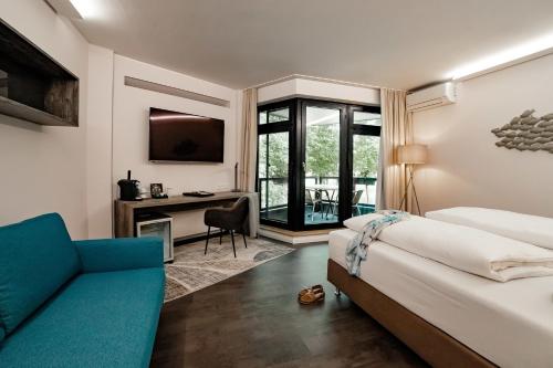 Deluxe Double Room with Balcony