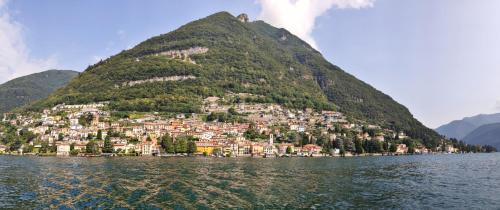 Skats, LaCasetta _ Como Lakeview Terrace renovated apartment in Carate Urio
