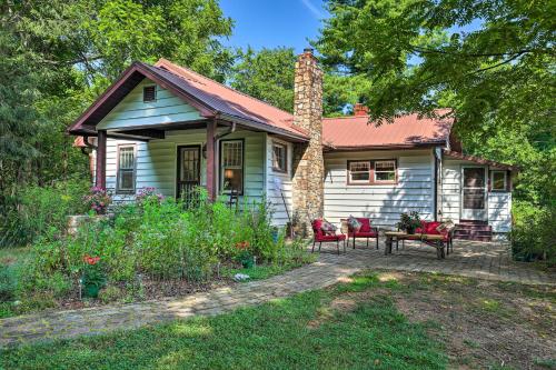 Momma Rhodes Cozy Home Near Blue Ridge Pkwy