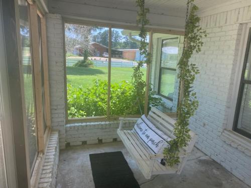 The White Cottage - image 11