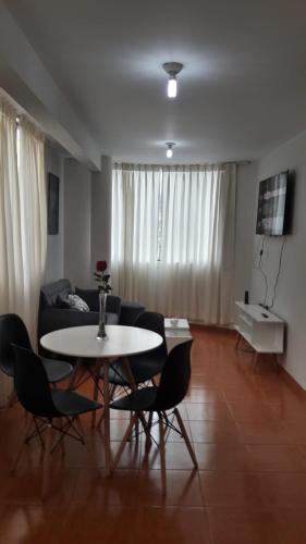 . Hermoso departamento en chorrillos