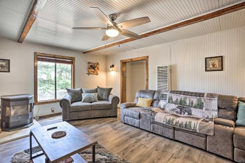 Cozy Wrightwood Cabin Less Than 5 Mi to Ski and Hike! - main image