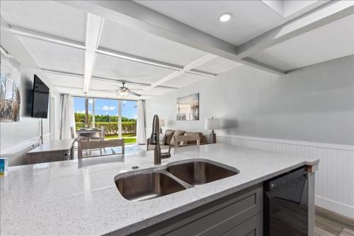 Condo 101 - main image