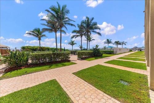 Condo 101 - image 10