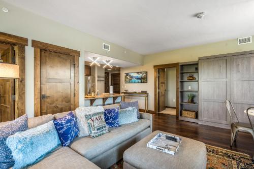 Trailhead Lodge 4114 - main image