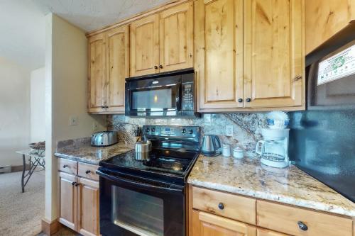 Lodge at Steamboat C303 - image 2