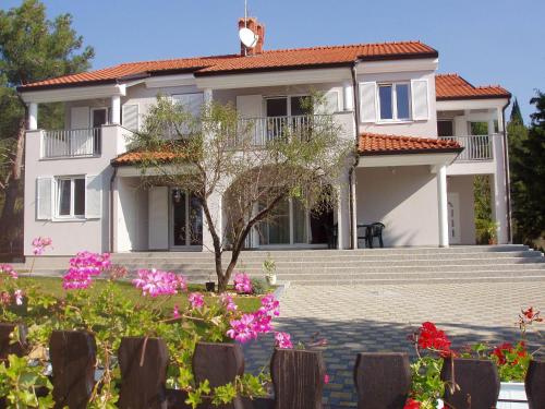  Apartments Laila, Pension in Novigrad