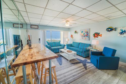 Continental 118 1BR Pool Gulf Front Wi-Fi Sleeps 6 - image 12