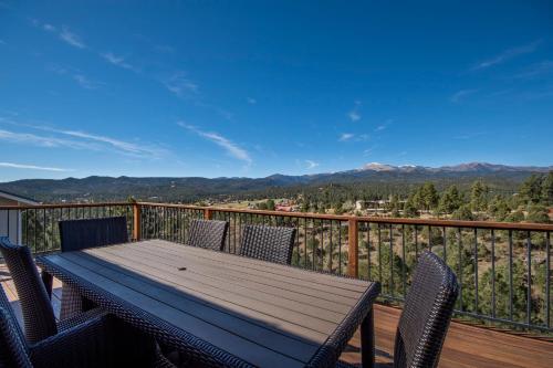 Southern Comfort 3 Bedrooms Sleeps 6 Ping Pong Amazing Views