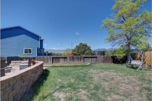 Mtn Views, Quiet Oasis/King Beds+Centrally Located in Colorado Springs, USA