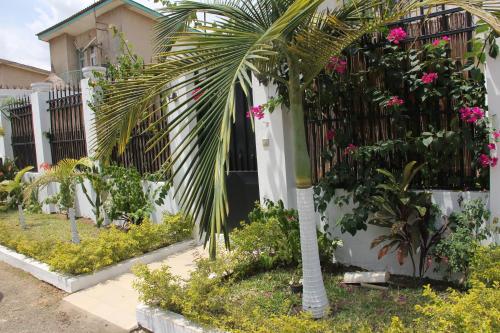 สวน, Residences Hotels Sejours Affaires in อาบิดจัน