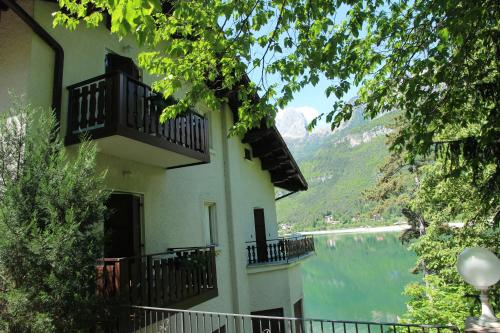 Lago Park Hotel Molveno - Tap to explore photos