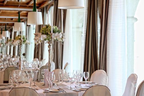 Photo 39 Rodos Park Suites & Spa