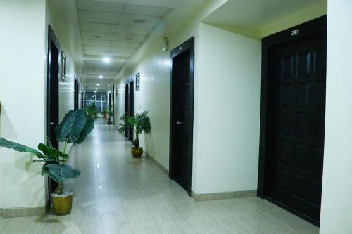 Hotel Embassy International