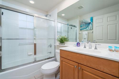 Bella Lago 221 by Coastal Vacation Properties - image 2