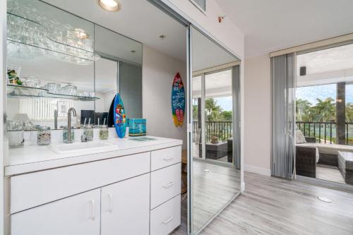 Ocean Harbor 104A by Coastal Vacation Properties - main image