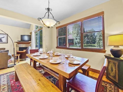 Highland Greens Oak Retreat townhouse – Breckenridge, CO