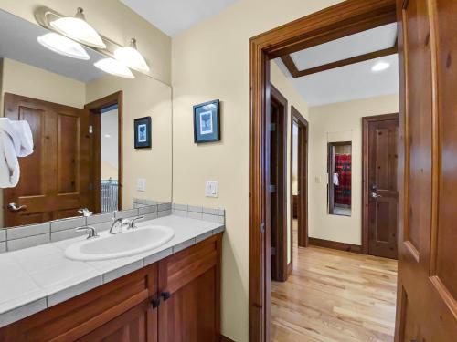 Highland Greens Oak Retreat townhouse – Breckenridge, CO