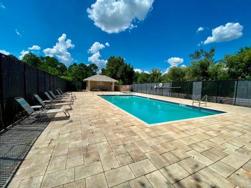 Grand Family Superior 3BR Condo near Disney Parks in Kissimmee, USA