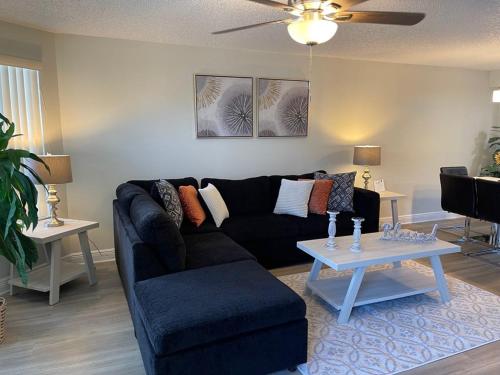 Grand Family Superior 3BR Condo near Disney Parks in Kissimmee, USA