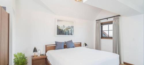Madeline 707 by Exceptional Stays - image 11
