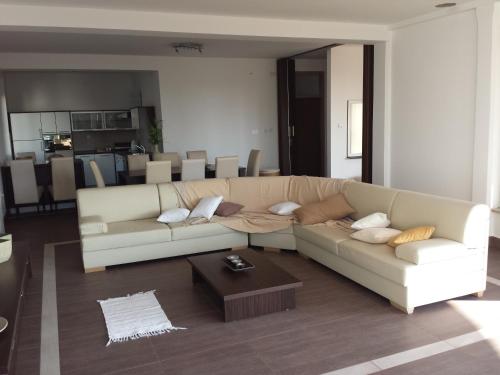 Apartments Seafront Villa - image 8