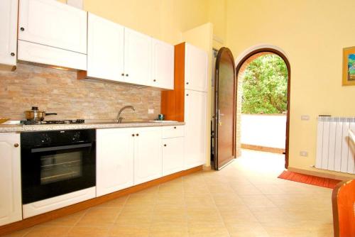 Umbrian Hills Flat - Free Parking & Garden