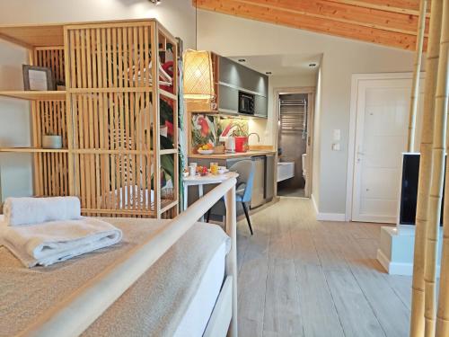 Sea & Cliff Luxury Suites, Беницес (фото 8)