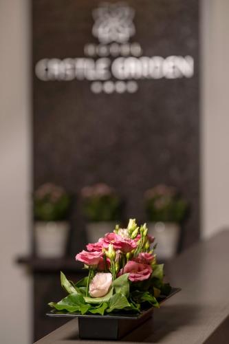 Hotel Castle Garden - image 2