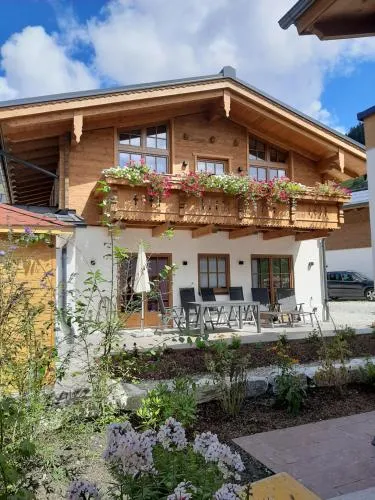 Hochalmbahnen Chalets 7W1, Fichte, nahe Gondel, Hunde willkommen in Rauris, Österreich