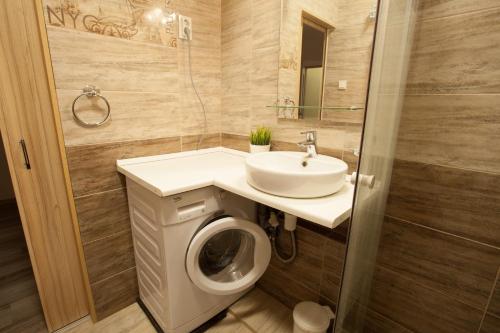 Cozy studio in the center for 2 people - image 7