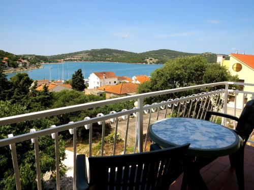 Apartments Roko - image 14