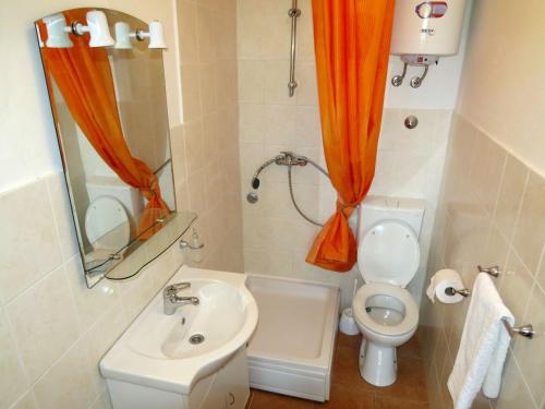 Apartments Roko - image 12