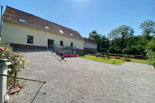 A szálláshely kívülről, La Grange in Moyenneville