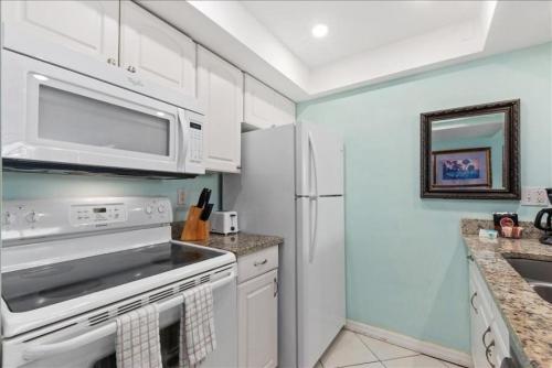 Condo 107 - image 10