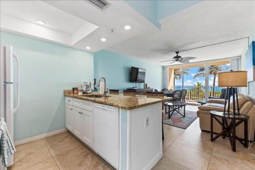 Condo 209 - main image