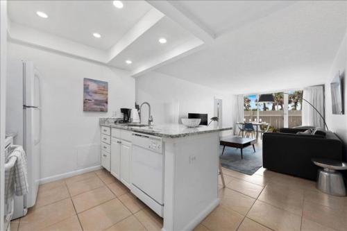Condo 109 - image 7