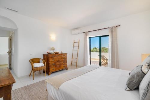 WHome Luxury Private Family Villa w/ S-Pool AC & Parking