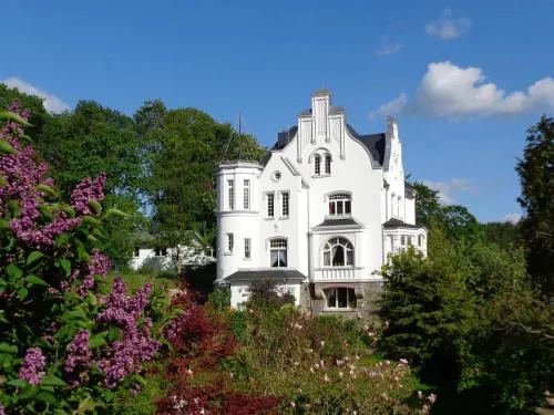 WeisseVilla Friedrichsbrunn Fewo SOLIDE in Thale, Deutschland