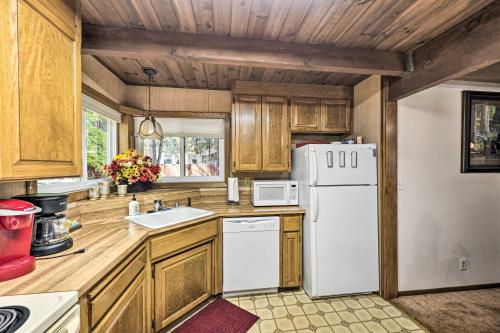 Pioneer Cabin - 40 Mi to Kirkwood Ski Slopes! - image 9