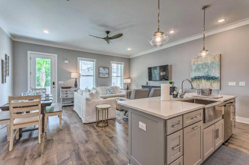 Contemporary Getaway 1 Mi to Rosemary Beach! - image 4