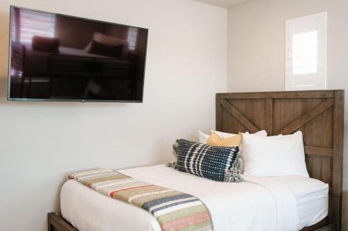 Adventure Awaits by Freedom Vacation Rentals - image 6