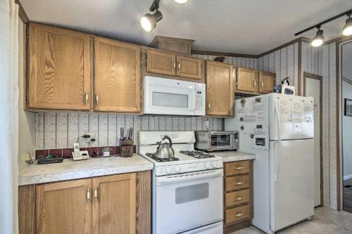 Shenandoah River Getaway < 9 Mi to Downtown Luray! in Rileyville