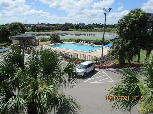 Quality Inn & Suites by the Lake - image 12